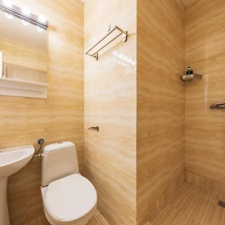 New Charming Appartamento Bucarest